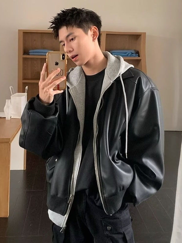 Leather Work Jacket - メンズフード付きPUレザージャケット フェイクツーピーススタイル カップルファッション 春トレンド ルーズフィット 長袖