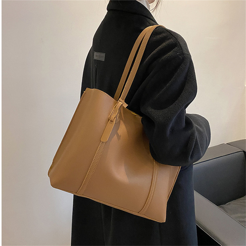 クラシックな黒のフェイクレザートートバッグ、大容量ハンドバッ - Leather Work Handbags のレビューと価格