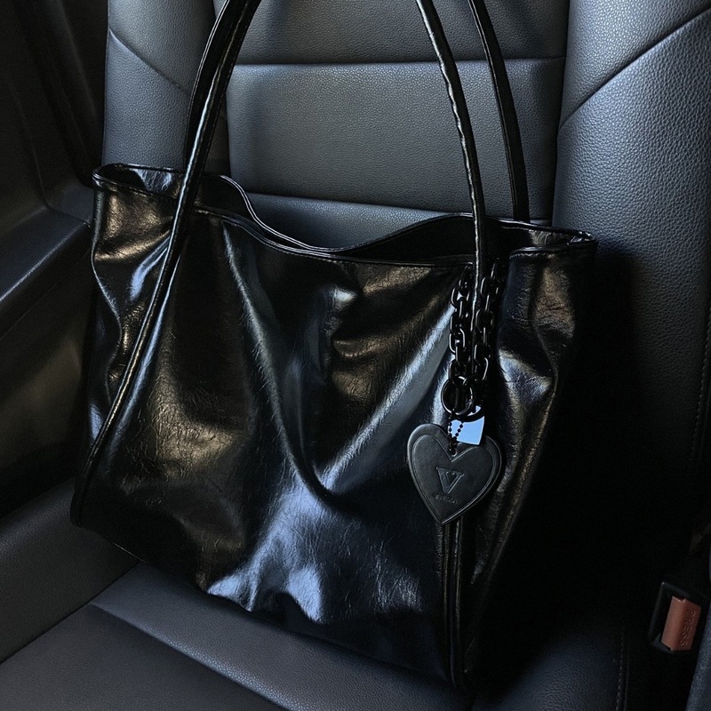 2026ダークキューピッドの新しいハート型ペンダント付き大容 - Leather Work Handbags のレビューと価格